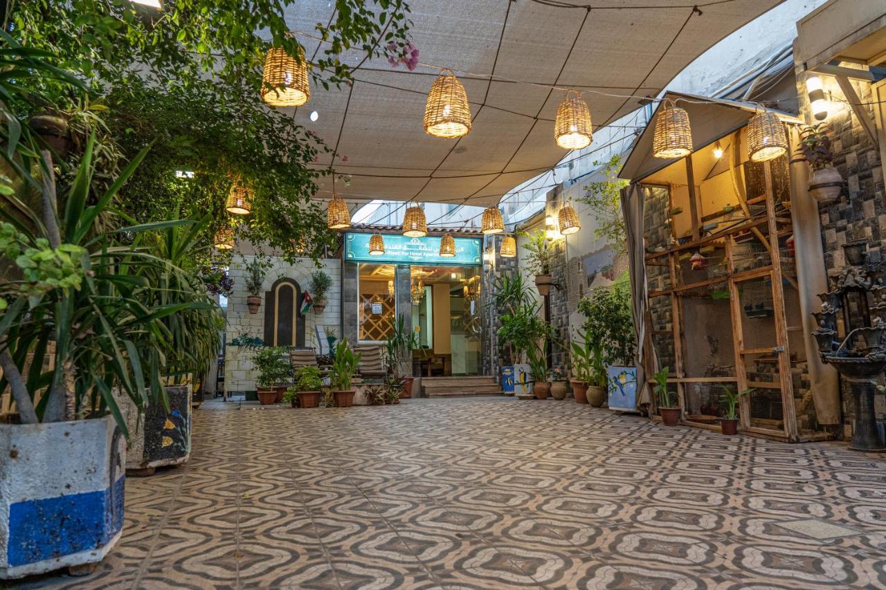 Al Riyati Hotel Apartments Акаба Экстерьер фото