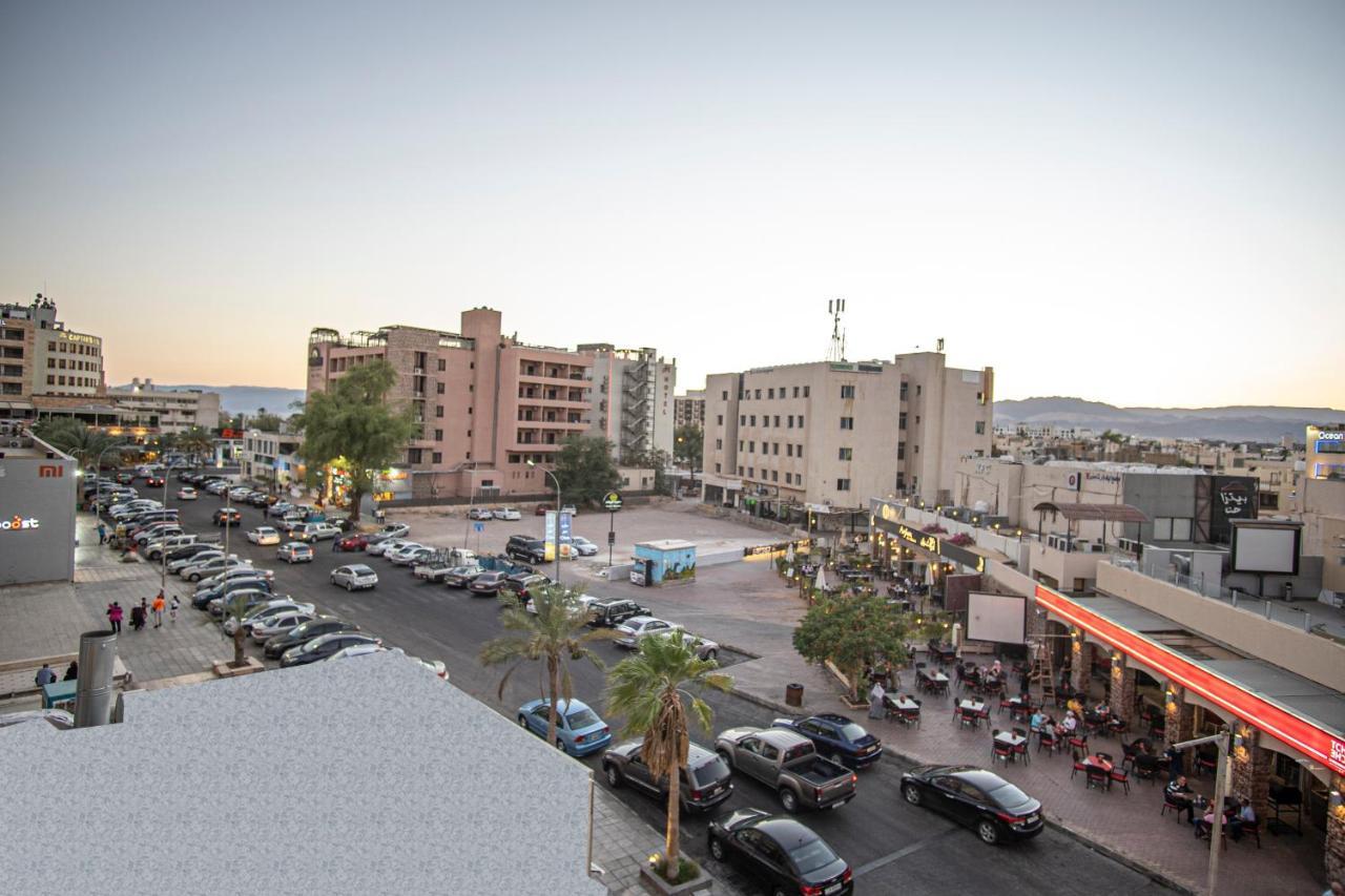 Al Riyati Hotel Apartments Акаба Экстерьер фото