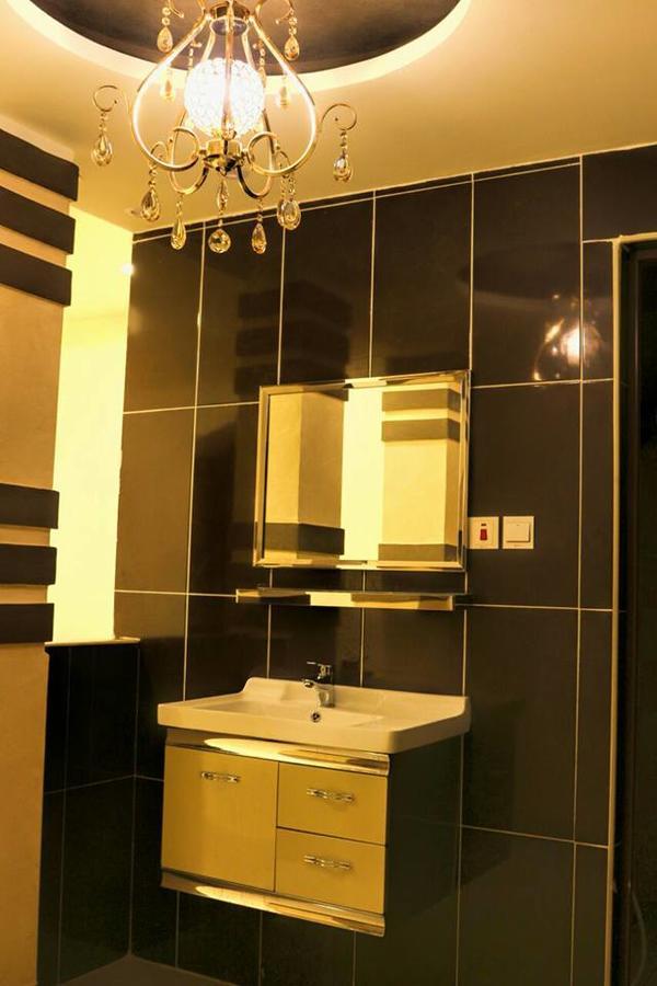 Al Riyati Hotel Apartments Акаба Экстерьер фото